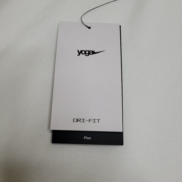 $100 NEW 1X NIKE YOGA LUXE BLACK NUDE TAN FEMININE CURVE SOFT LEGGINGS NWT - Picture 6 of 9